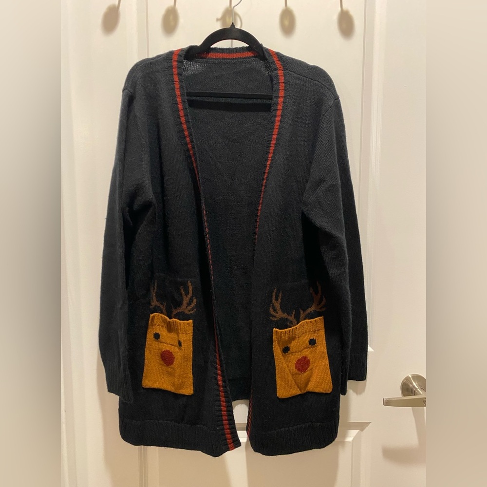 BloomChic Women’s Plus Size Christmas Holiday Black Cardigan Reindeer Pockets